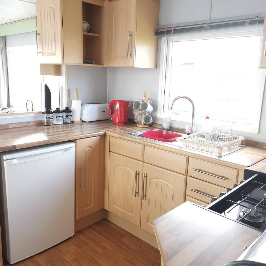 No99 Static Caravan Widemouth Fields 3 Mins From Beach Hotel Poundstock Kültér fotó