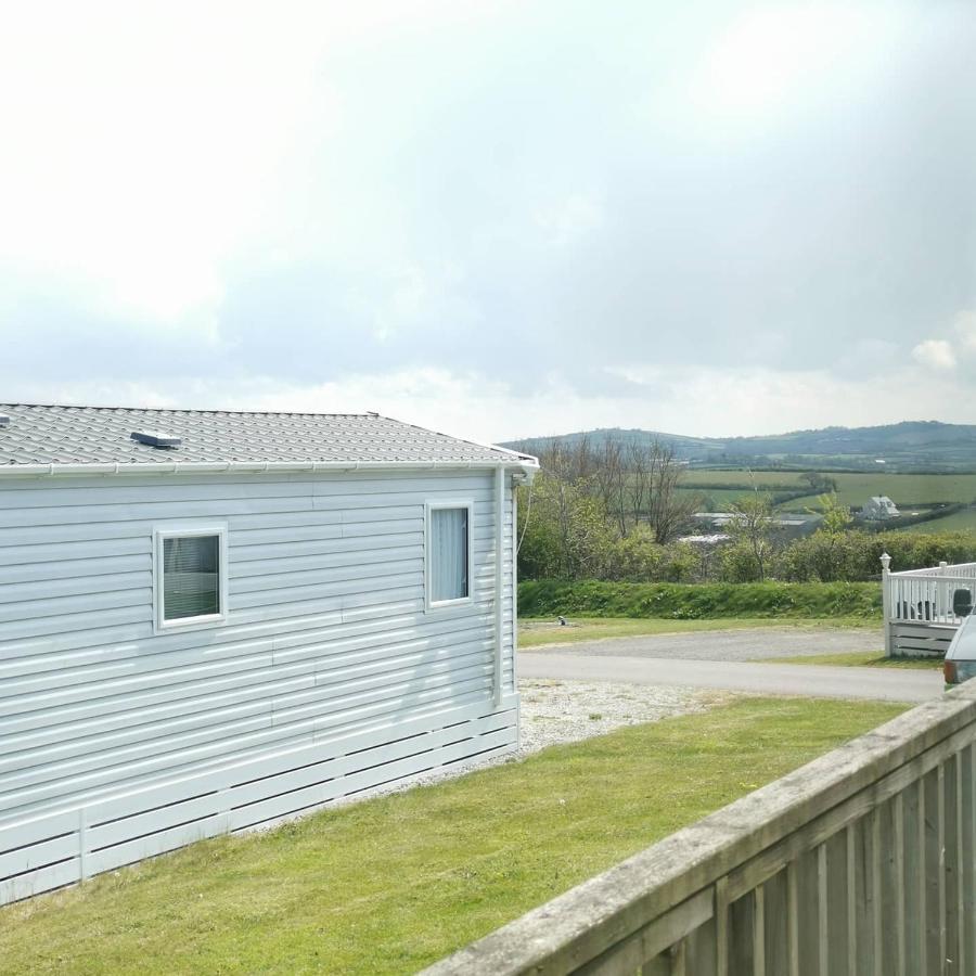 No99 Static Caravan Widemouth Fields 3 Mins From Beach Hotel Poundstock Kültér fotó
